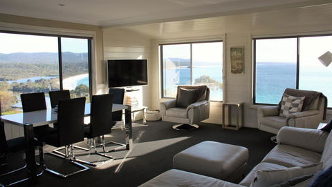SEA EAGLE COTTAGE Amazing Views Of Bay Of Fires - Tourism Brisbane 21