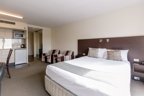 St Ives Apartments - Tourism Brisbane 0