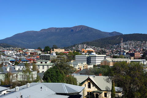 Lenna Of Hobart - Brisbane 4u 13