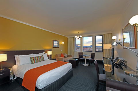 Lenna Of Hobart - Brisbane 4u 4