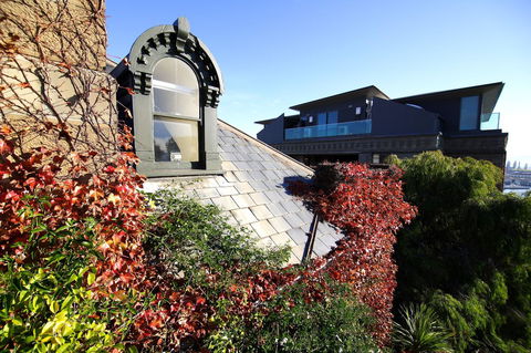 Lenna Of Hobart - Brisbane 4u 35