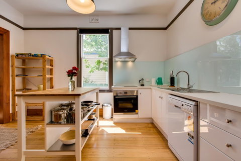 Rosehaven Cottage - Tourism Brisbane 2
