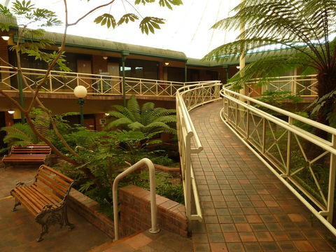 Mayfair Plaza Motel And Apartments - Brisbane Tourism 0