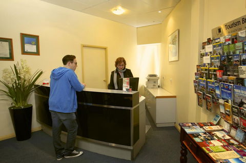 Mayfair Plaza Motel And Apartments - Brisbane Tourism 2