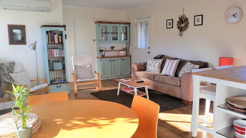 Driftwood-Cottage - Brisbane Tourism 3