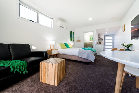 Ulverstone River Edge HolidayApartments - Tourism Brisbane 3