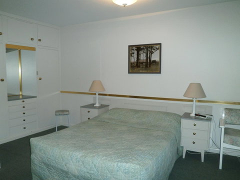 Parklane Motel - Tourism Brisbane 38