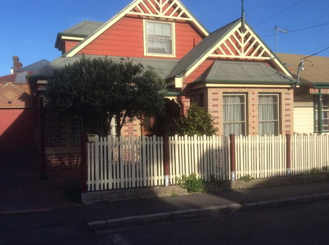 City Townhouse Walking Distance To City - Tourism Brisbane 0