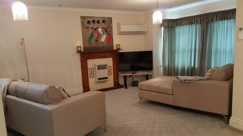 City Townhouse Walking Distance To City - Tourism Brisbane 5