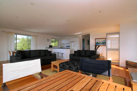Suntrap Cove Bicheno - Brisbane Tourism 22