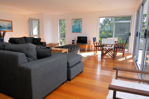 Suntrap Cove Bicheno - Brisbane Tourism 20