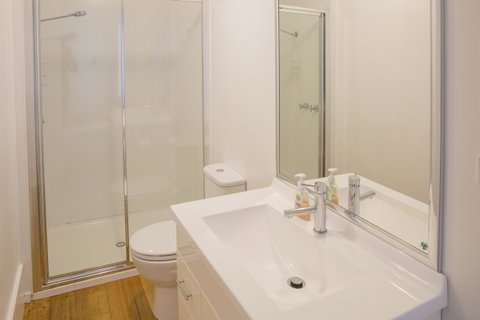 Highbury Apartments - Brisbane Tourism 8