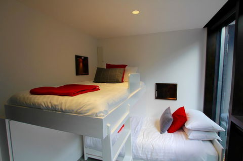Old Bishop\'s Quarters Heritage, Modern & Unique Accommodation - Brisbane Tourism 3