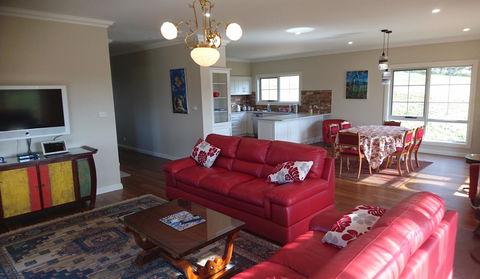 Mountain Blue Guest House - Tourism Brisbane 6