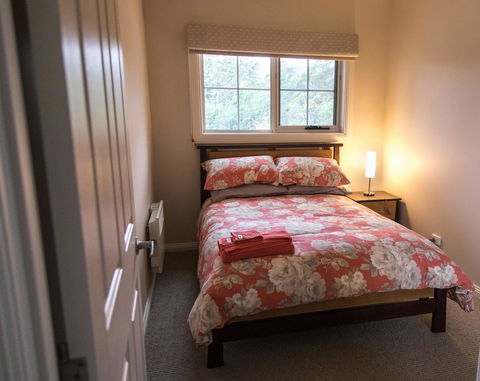 Mountain Blue Guest House - Tourism Brisbane 15