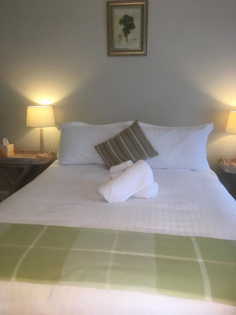 House On The Hill Bed And Breakfast - Tourism Brisbane 28