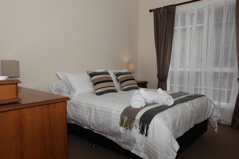 House On The Hill Bed And Breakfast - Tourism Brisbane 44