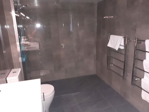 Jenatt Apartments Salamanca - Brisbane Tourism 5