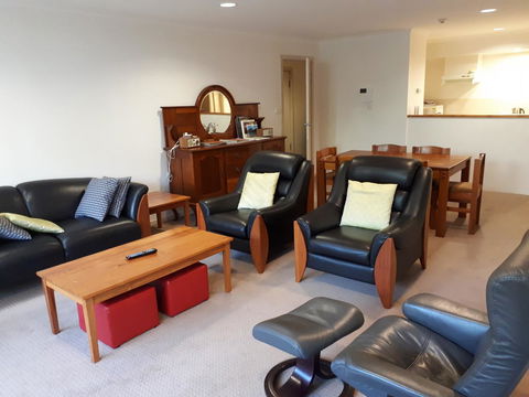 Jenatt Apartments Salamanca - Brisbane Tourism 14