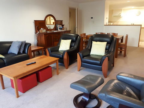 Jenatt Apartments Salamanca - Brisbane Tourism 13