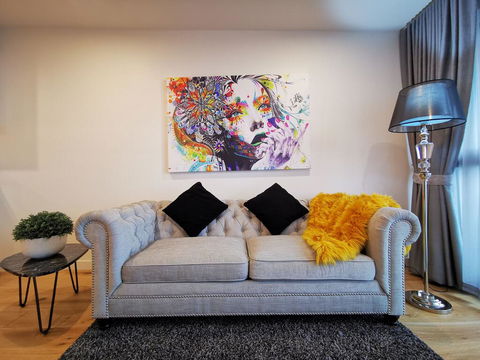 NEW 2 Rooms 2 Baths Apartment In Glen Waverley - Brisbane 4u 1