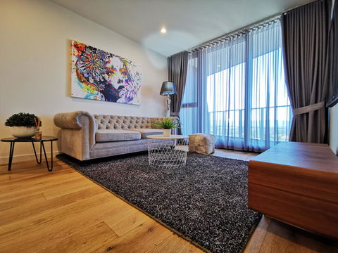 NEW 2 Rooms 2 Baths Apartment In Glen Waverley - Brisbane 4u 0