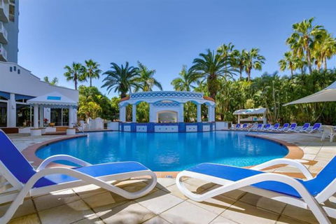 NEW Beautiful 1 Bedroom Beach Views Broadbeach - Tourism Brisbane 3