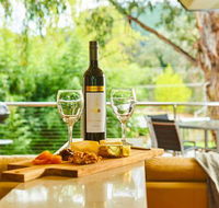 No.6 - Luxury Private Haven in the Heart of Bright - Brisbane Tourism