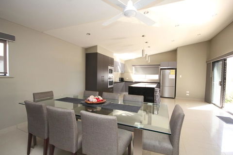 NORTHERN HAVEN-3/16 David Campbell St NH - Tourism Brisbane 2