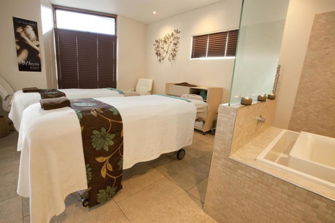 Novotel Lake Crackenback Resort - Brisbane Tourism 3