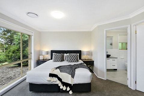 Nulkaba House  -  Sleeping In Style - Brisbane Tourism 2