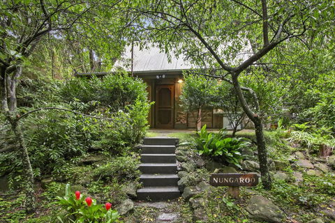 NUNGAROO COTTAGE - Tourism Brisbane 1