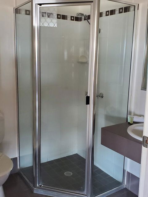 O'Sheas Windsor Hotel - Brisbane 4u 3