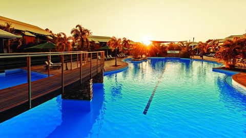 Oaks Cable Beach Resort - Brisbane Tourism 1