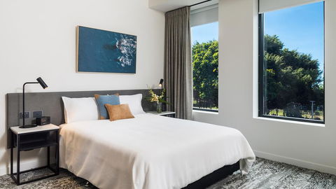 Oaks Cairns Hotel - Brisbane Tourism 3