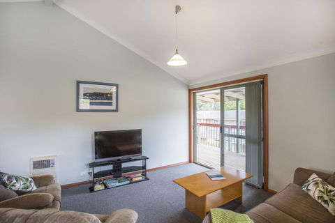 Ocean 1/38 - Ocean's Apartment - Tourism Brisbane 2