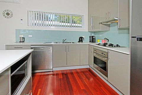 Ocean 1/42, Mollymook - Tourism Brisbane 3