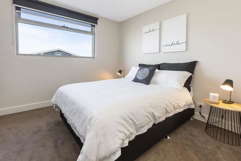 OCEAN BEACH RETREAT - SORRENTO - Brisbane 4u 1