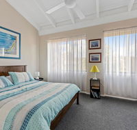 Ocean St Holiday Apartment - Tourism Brisbane