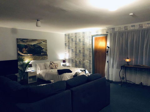 Ocean View Studio - Tourism Brisbane 1