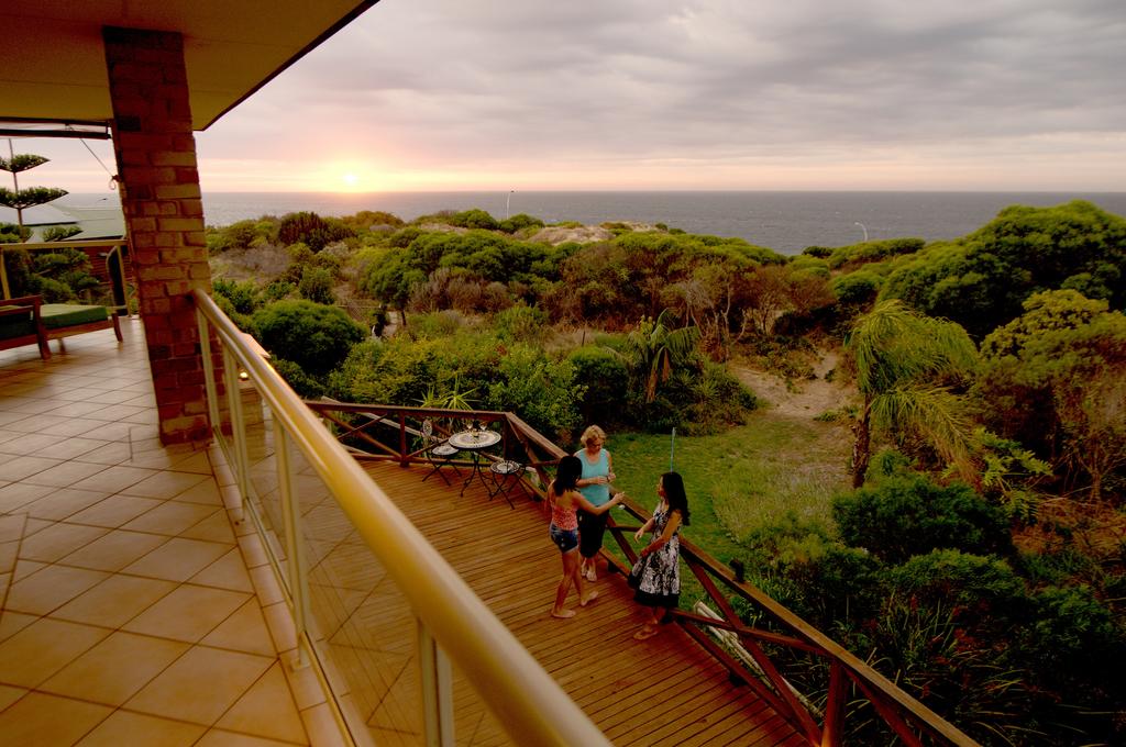 Warnbro WA Tourism Brisbane
