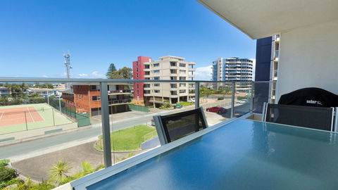 Oceanic 10 -On Forster Main Beach! - Brisbane Tourism 3