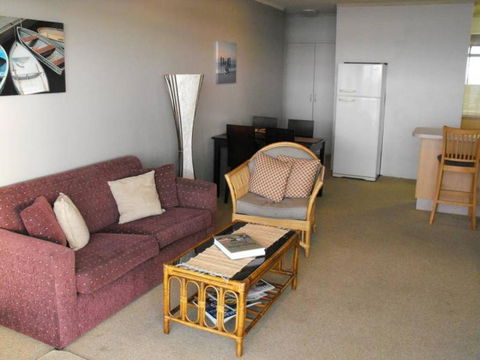 Oceanic, Unit 14, 8-12 North Street - Brisbane Tourism 1