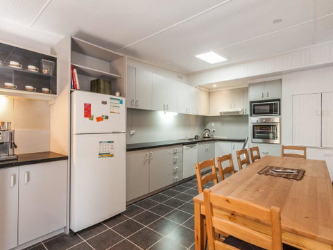 OCEANS 12 - ANGLESEA - Brisbane Tourism 3