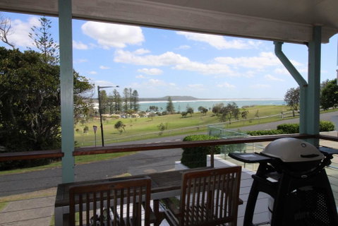 Oceanview, 6 Stewart Street - Brisbane Tourism 0