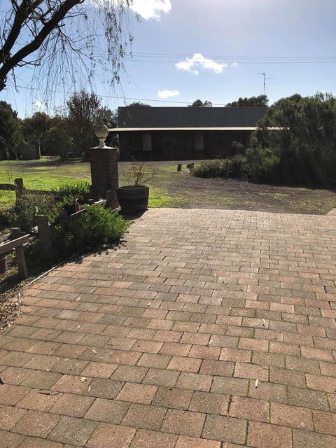 Olde Horsham Motor Inn - Brisbane Tourism 3