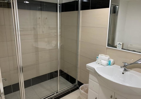 Outrigger Burleigh - Brisbane Tourism 3