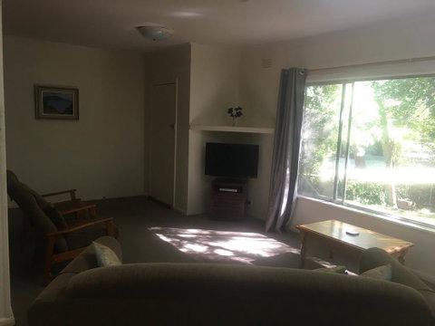 Ovensview On Riverside - Brisbane Tourism 3