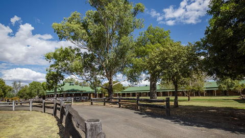 Overlander Homestead Motel - Tourism Brisbane 0
