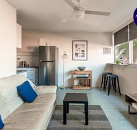 PADDINGTON PAD with PARKING  SMART TV  POOL - Tourism Brisbane